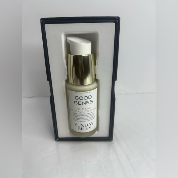 Sunday Riley Good Genes All-In-One Lactic Acid Treatment Serum 1 fl oz - Picture 1 of 6